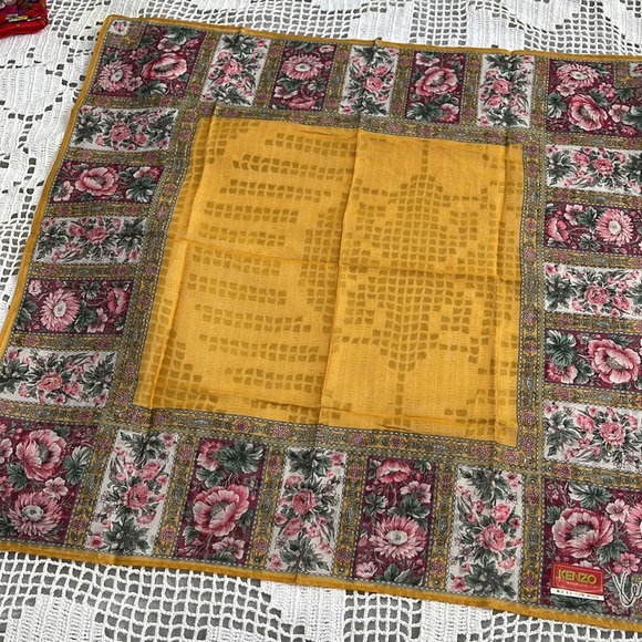 Kenzo Paris scarf/handkerchief - Picture 4 of 6